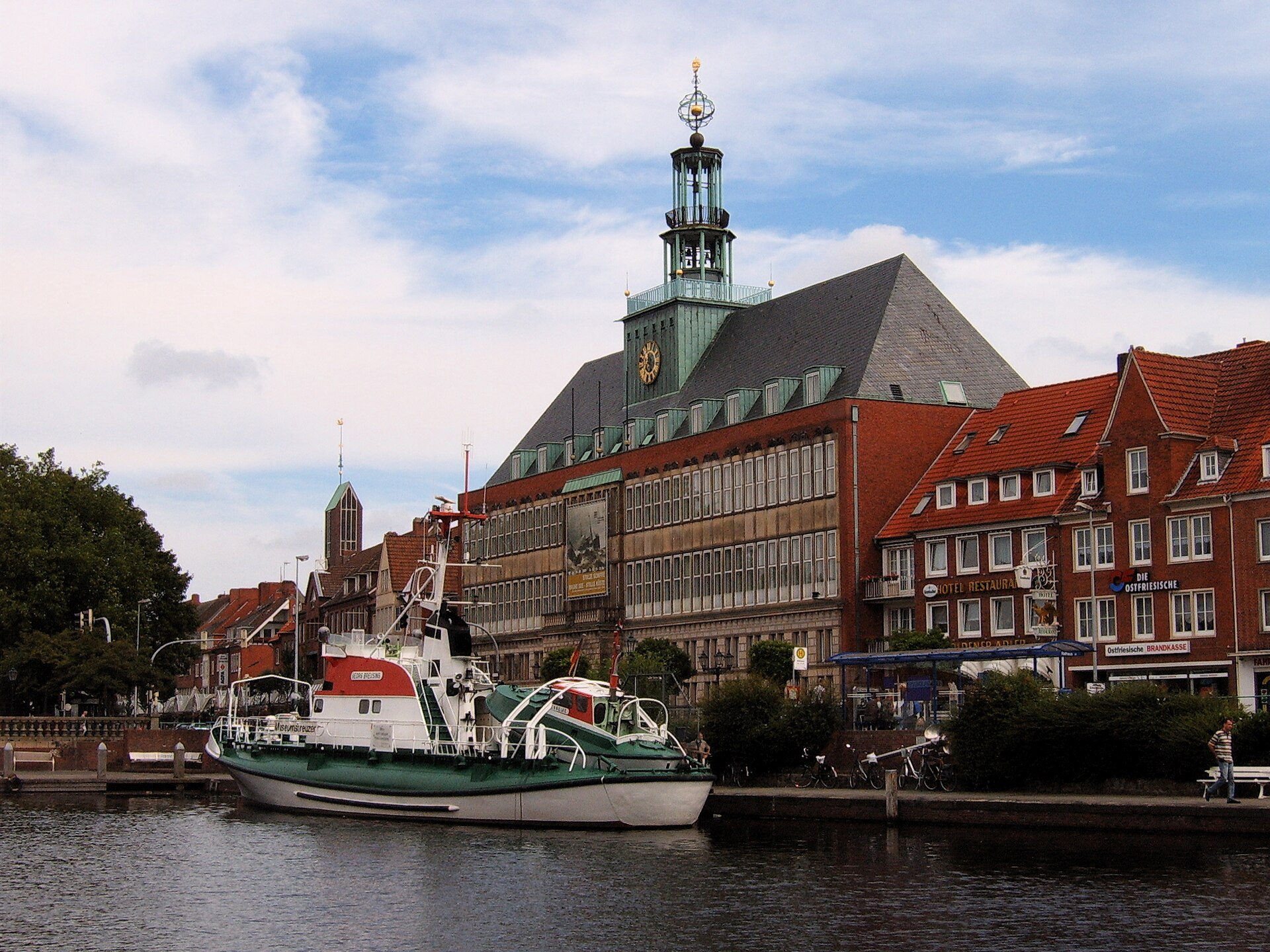 Papenburg (Hauptkanal rechts 65) → Emden (Am Delft)