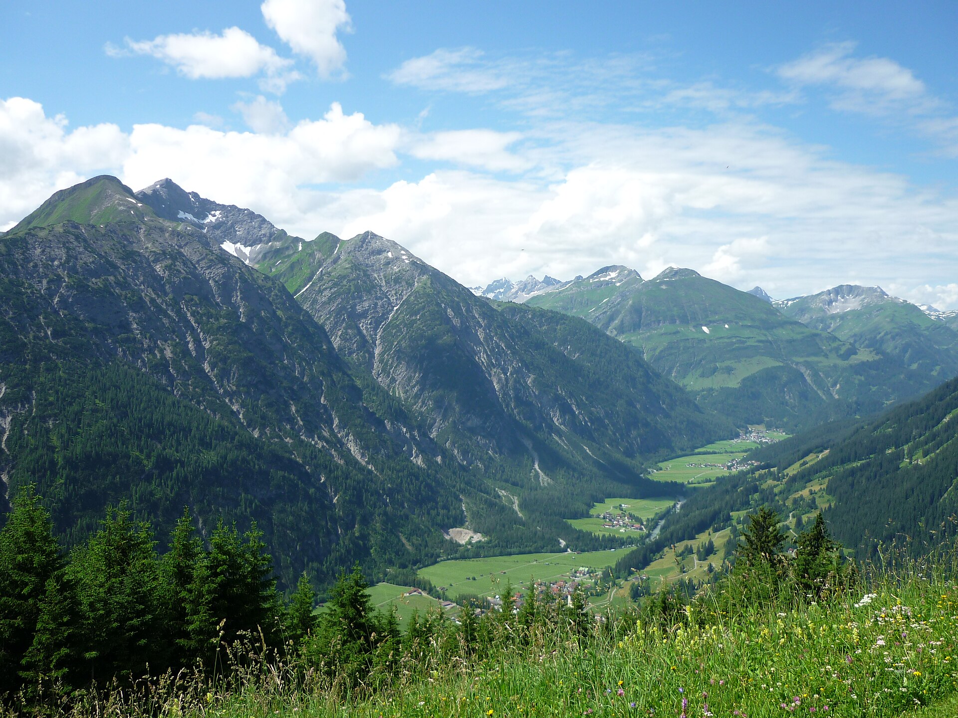 Warth/Lechleiten → Holzgau