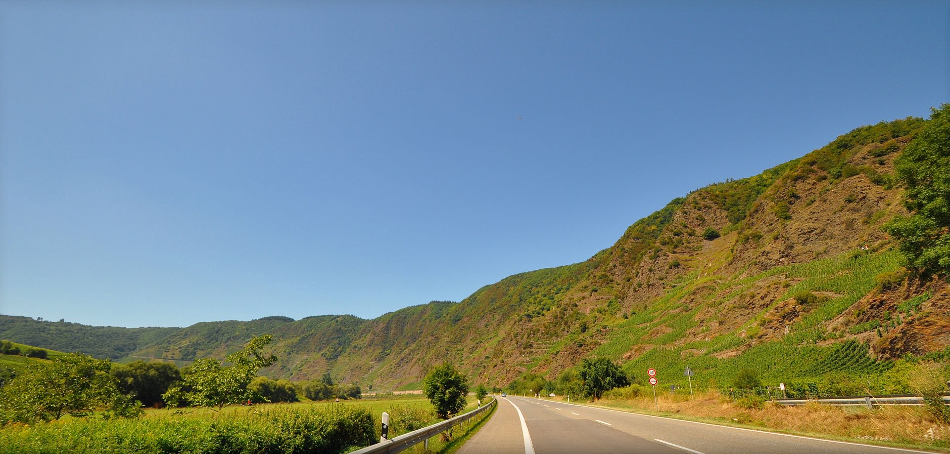 Zell (Mosel) → Neef