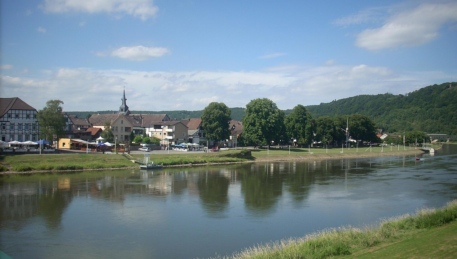 Bodenwerder → Lüntorf
