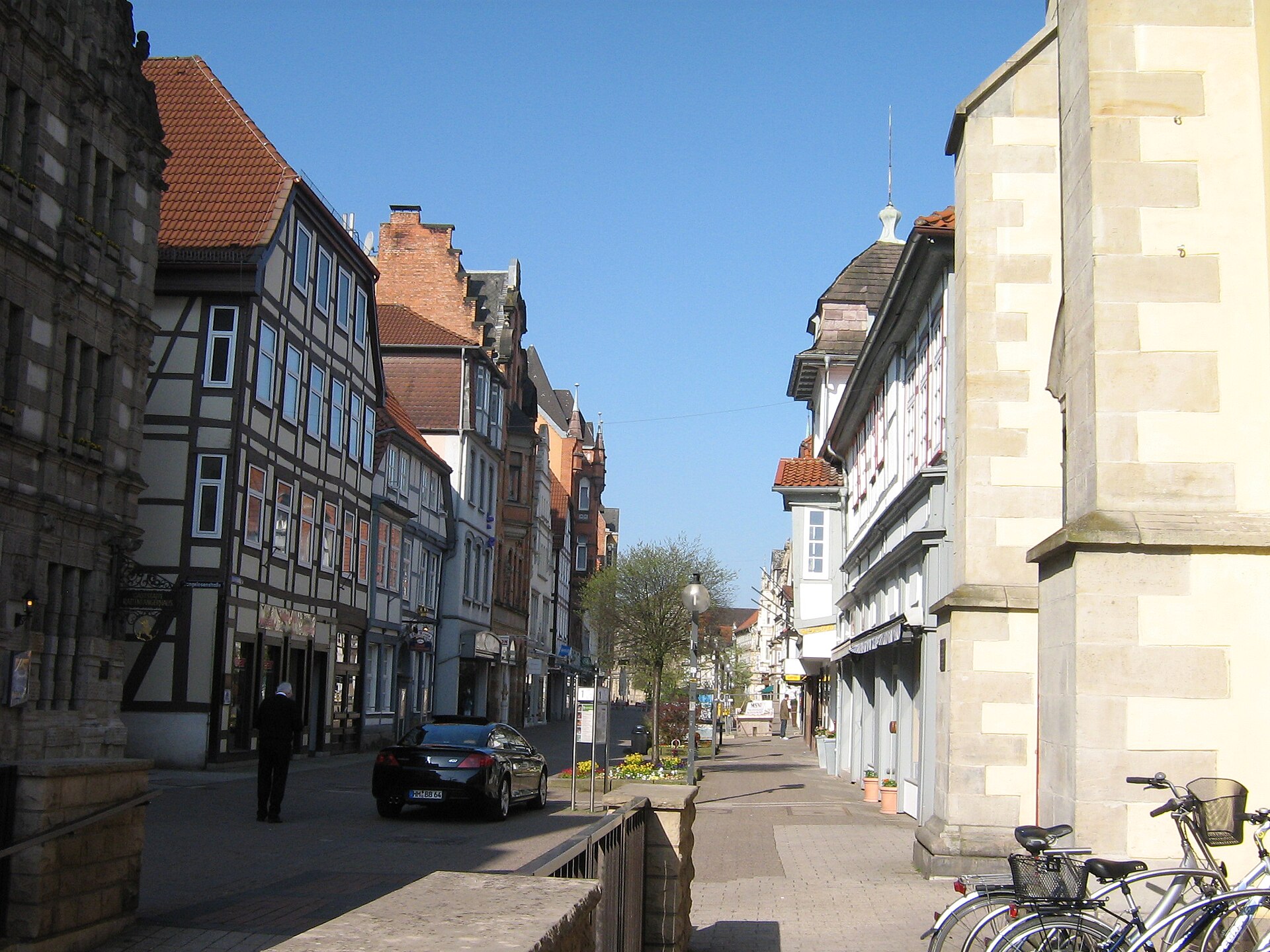Höxter → Hameln